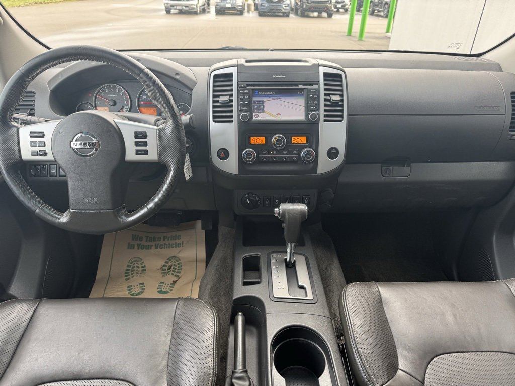 Used 2013 Nissan Frontier PRO-4X image 12