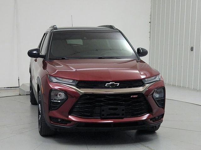 Used 2023 Chevrolet TrailBlazer RS FWD image 2