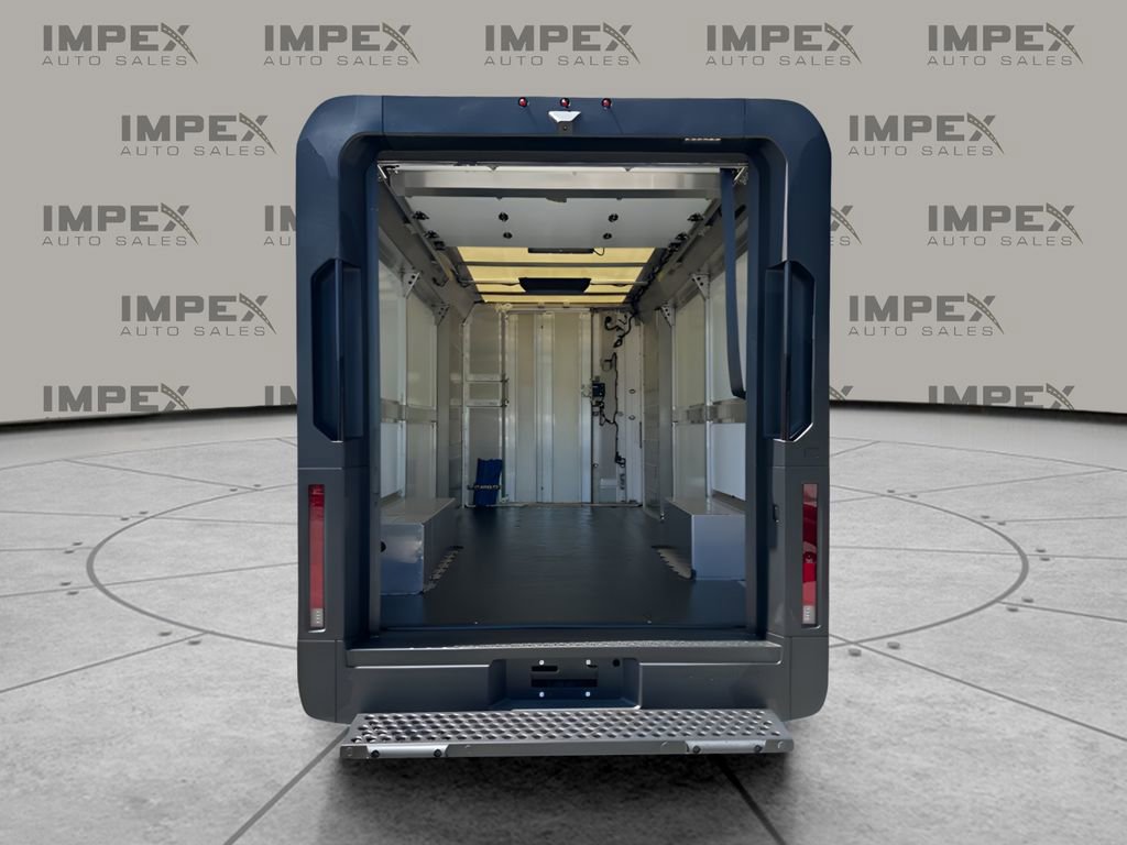 Used 2024 Chevrolet Brightdrop 600 w/ Commercial Equipment Package image 25