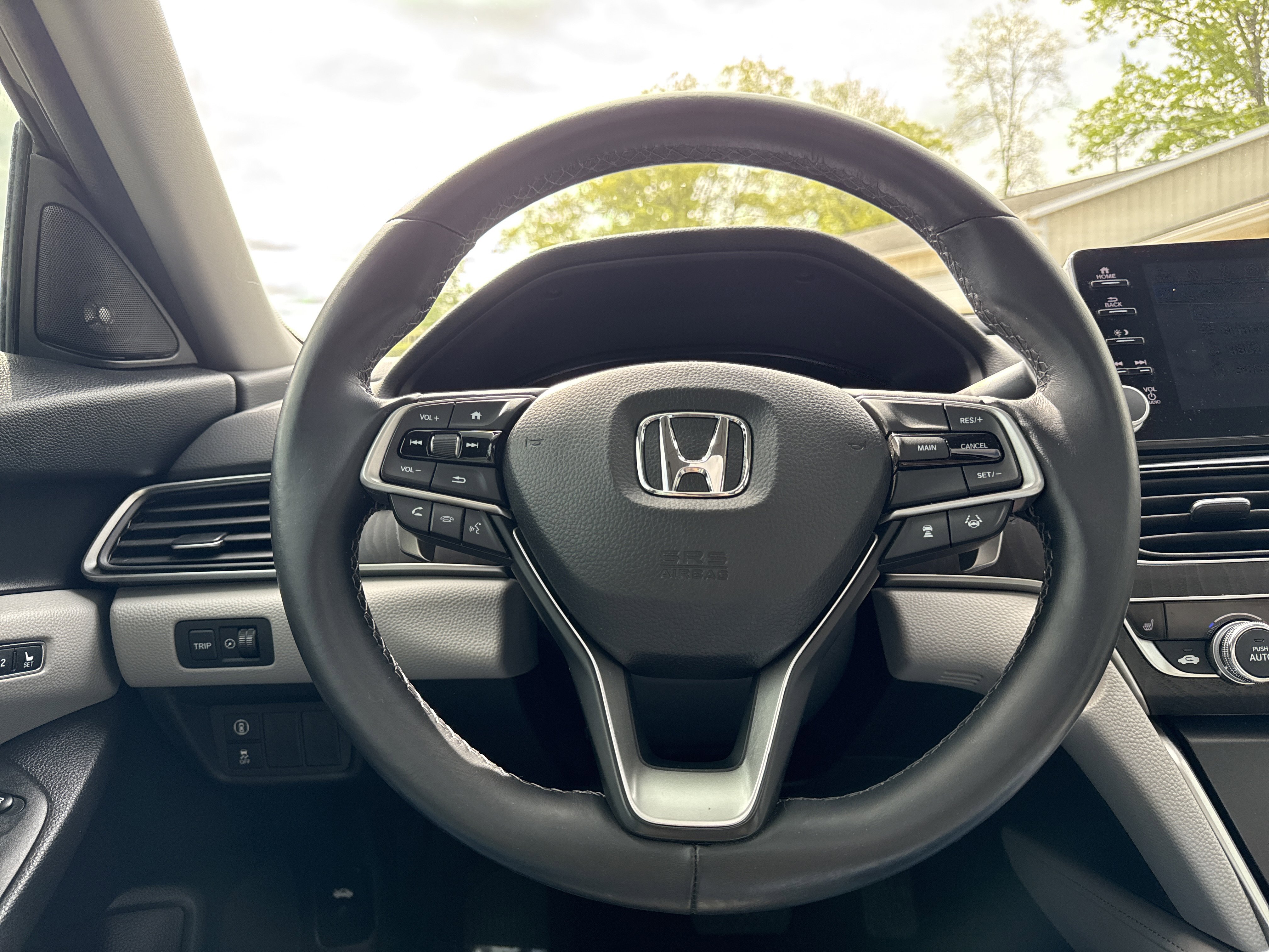 Used 2018 Honda Accord EX-L image 28