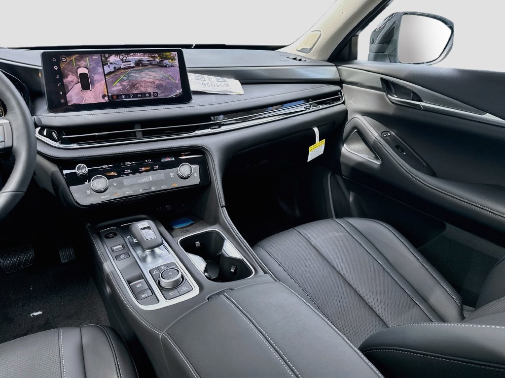 Used 2027 INFINITI QX60 Luxe w/ Cargo Package FWD image 26