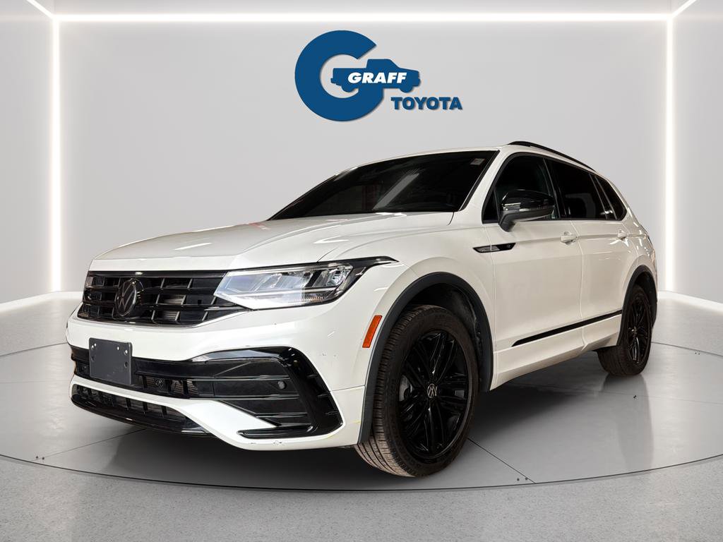 Used 2022 Volkswagen Tiguan SE R-Line