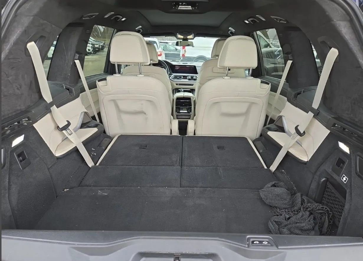 Used 2021 BMW X7 M50i AWD/4WD image 44