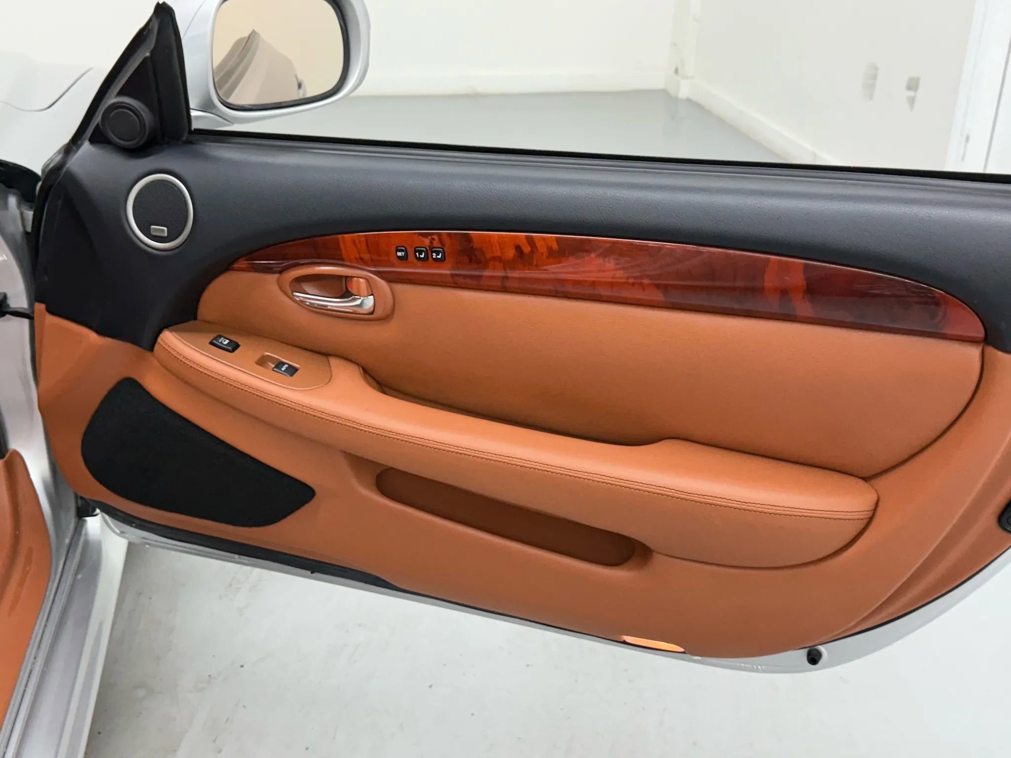 Used 2010 Lexus SC 430 SC 430 Convertible 2D image 18