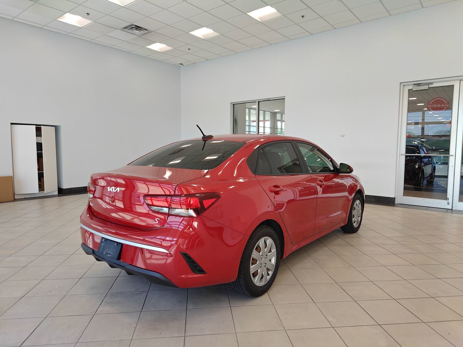 Used 2022 Kia Rio S FWD image 3