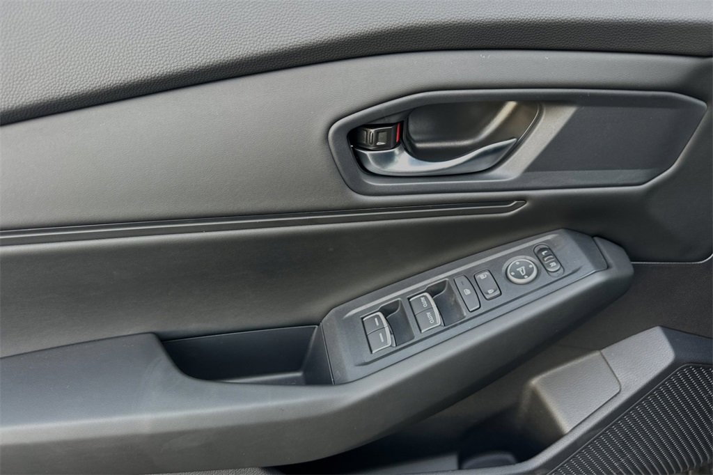 New 2025 Honda Accord SE image 11