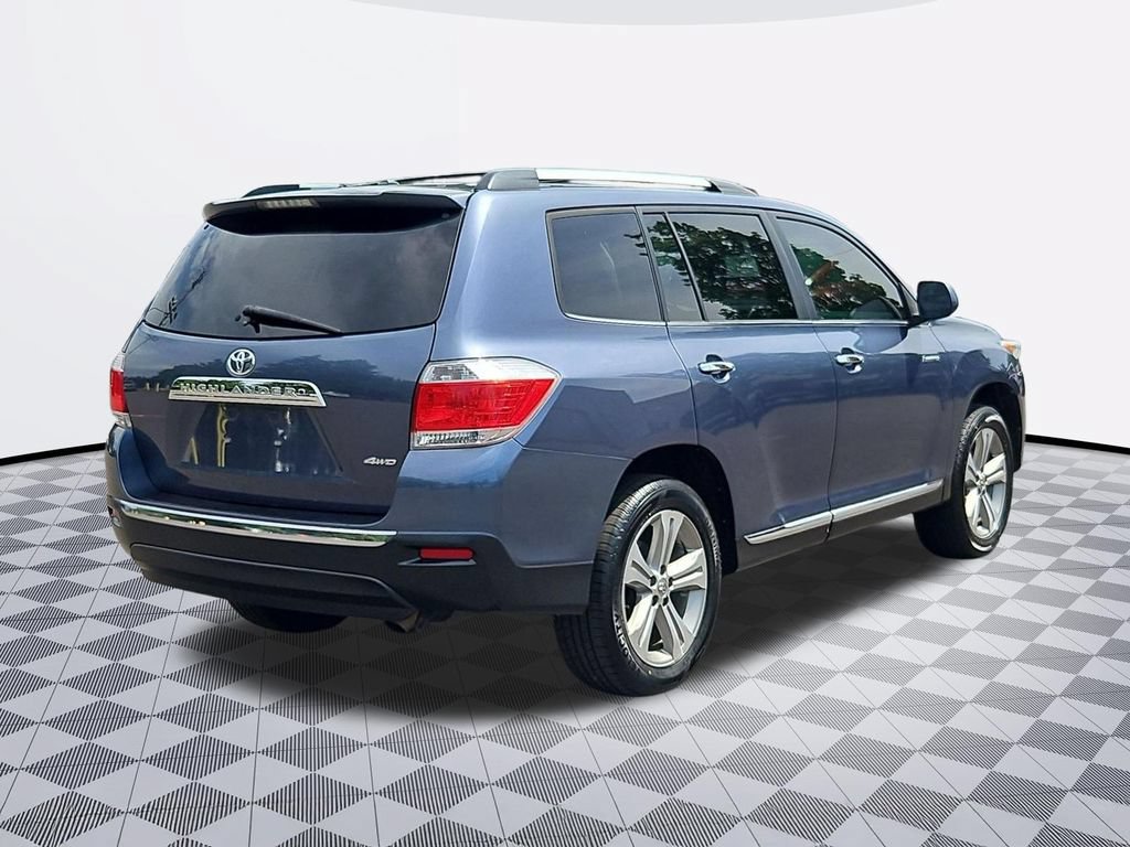 Used 2012 Toyota Highlander Limited w/ Tow Pkg AWD/4WD image 6