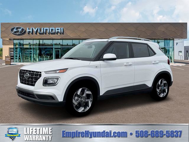 New 2026 Hyundai Venue SEL FWD image 2