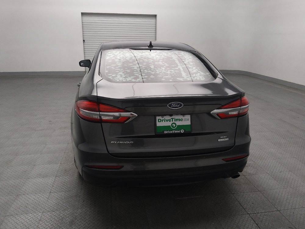 Used 2020 Ford Fusion SE FWD image 6