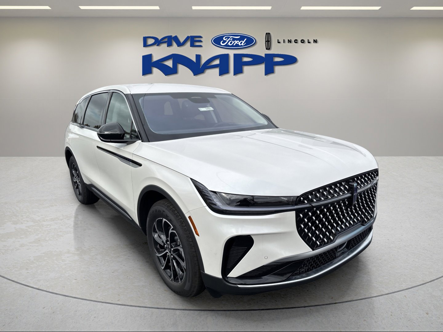 New 2026 Lincoln Nautilus Premier image 2