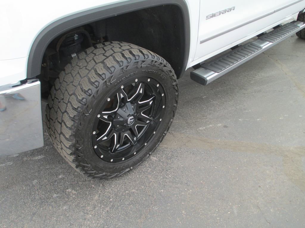 Used 2018 GMC Sierra 1500 SLT w/ SLT Premium Package AWD/4WD image 13