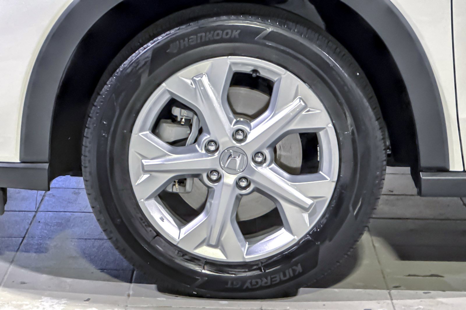 Used 2023 Honda HR-V LX image 11