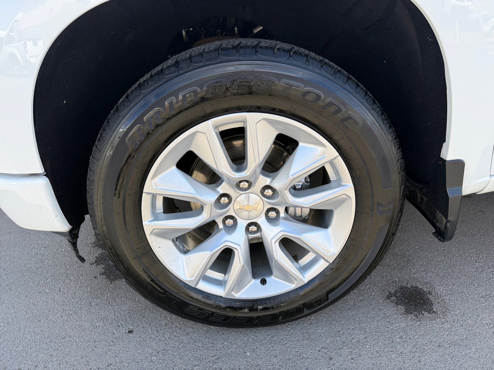 Used 2023 Chevrolet Silverado 1500 Custom image 11