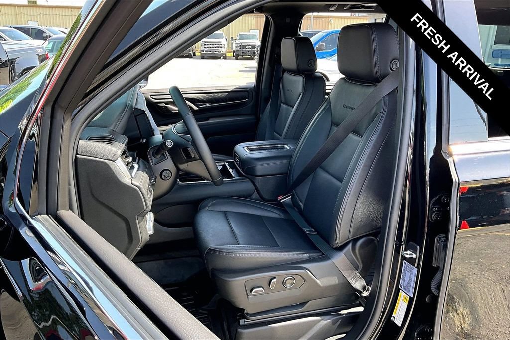 Used 2024 GMC Yukon Denali AWD/4WD image 21