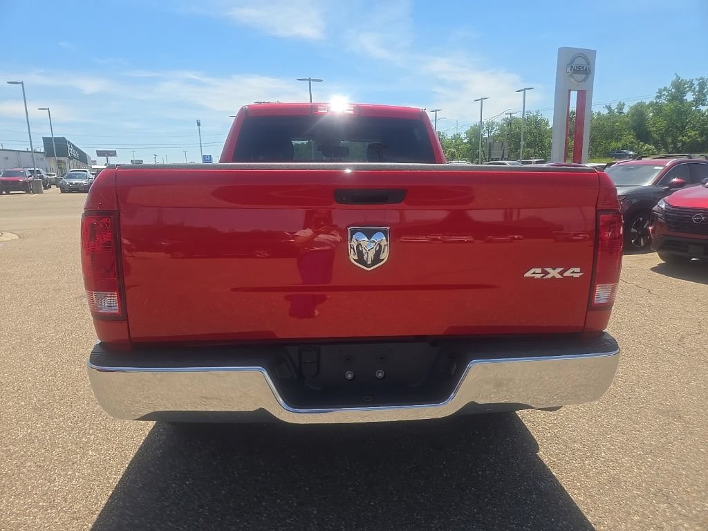 Used 2024 RAM 1500 Classic SLT AWD/4WD image 6