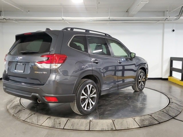 Used 2022 Subaru Forester Limited image 8