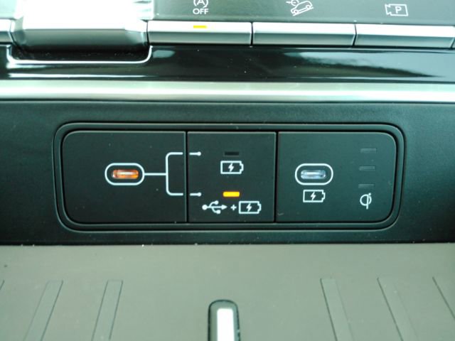 Used 2024 Hyundai Santa Fe SEL FWD image 48