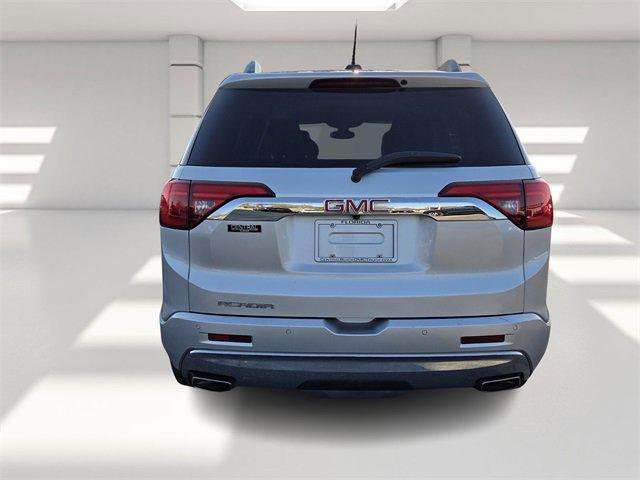 Used 2019 GMC Acadia Denali image 4