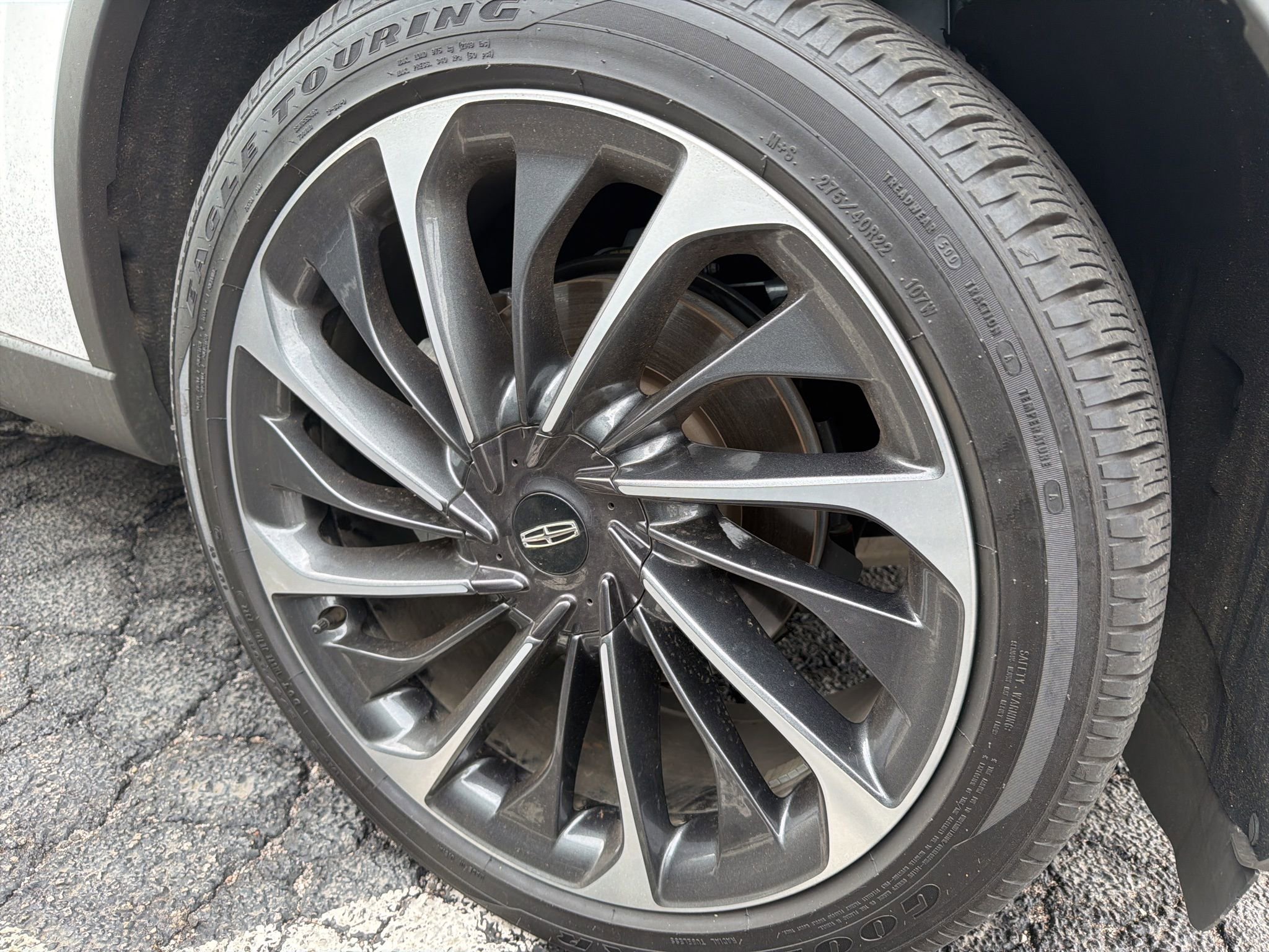 Used 2023 Lincoln Aviator Reserve w/ Equipment Group 201A image 4