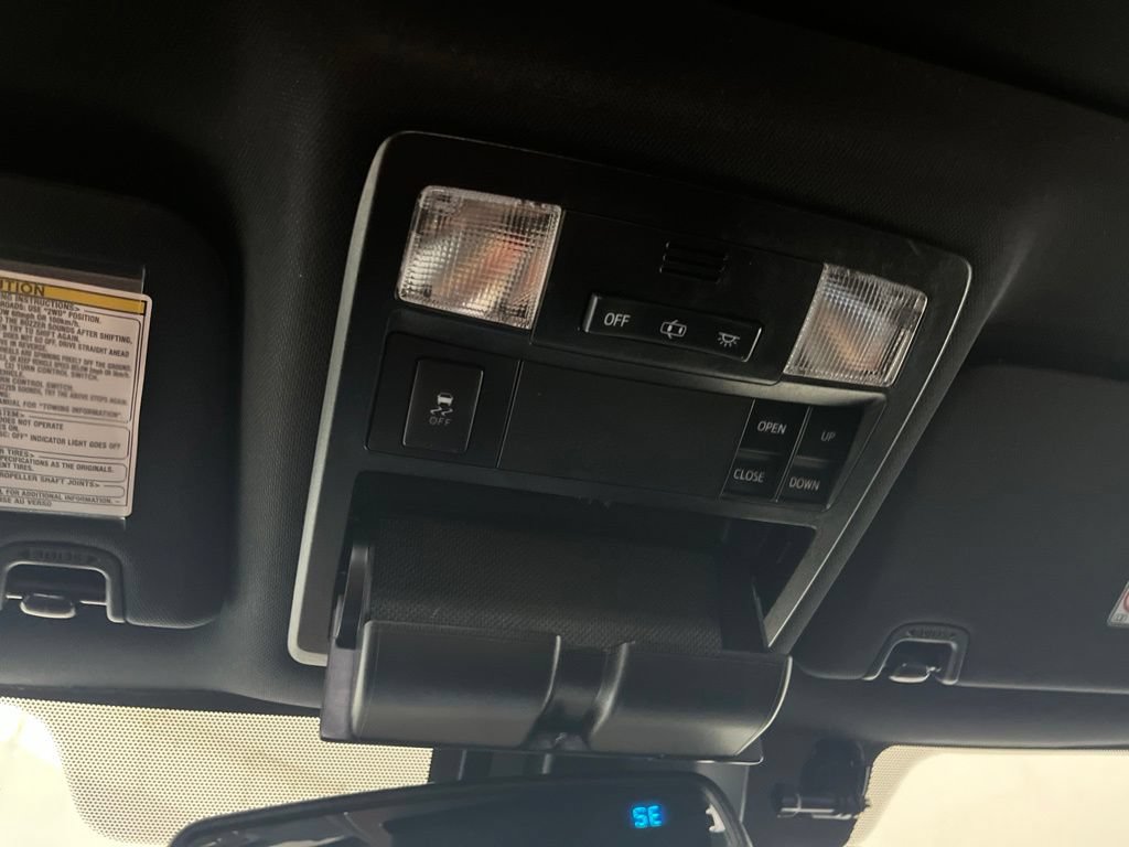 Used 2018 Toyota Tacoma Limited AWD/4WD image 72
