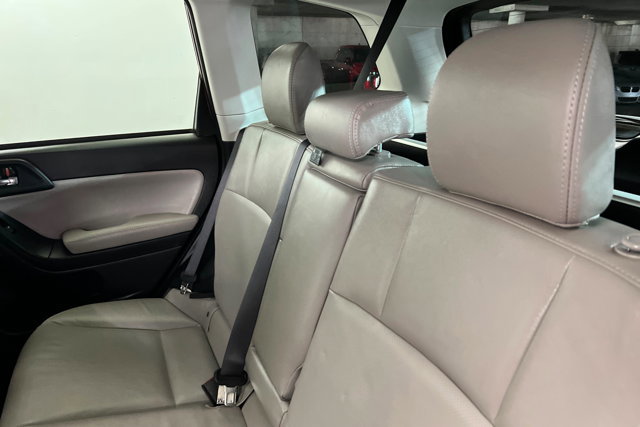 Used 2015 Subaru Forester 2.5i Limited image 20
