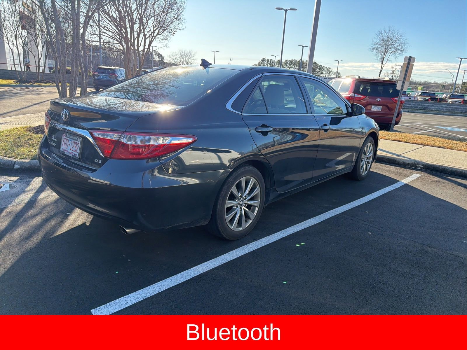 Used 2017 Toyota Camry XLE image 11