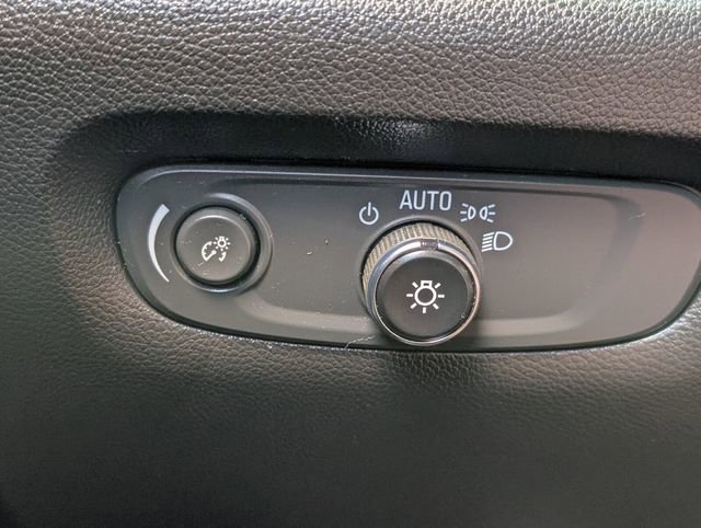 Certified 2023 Chevrolet Traverse RS AWD/4WD image 35