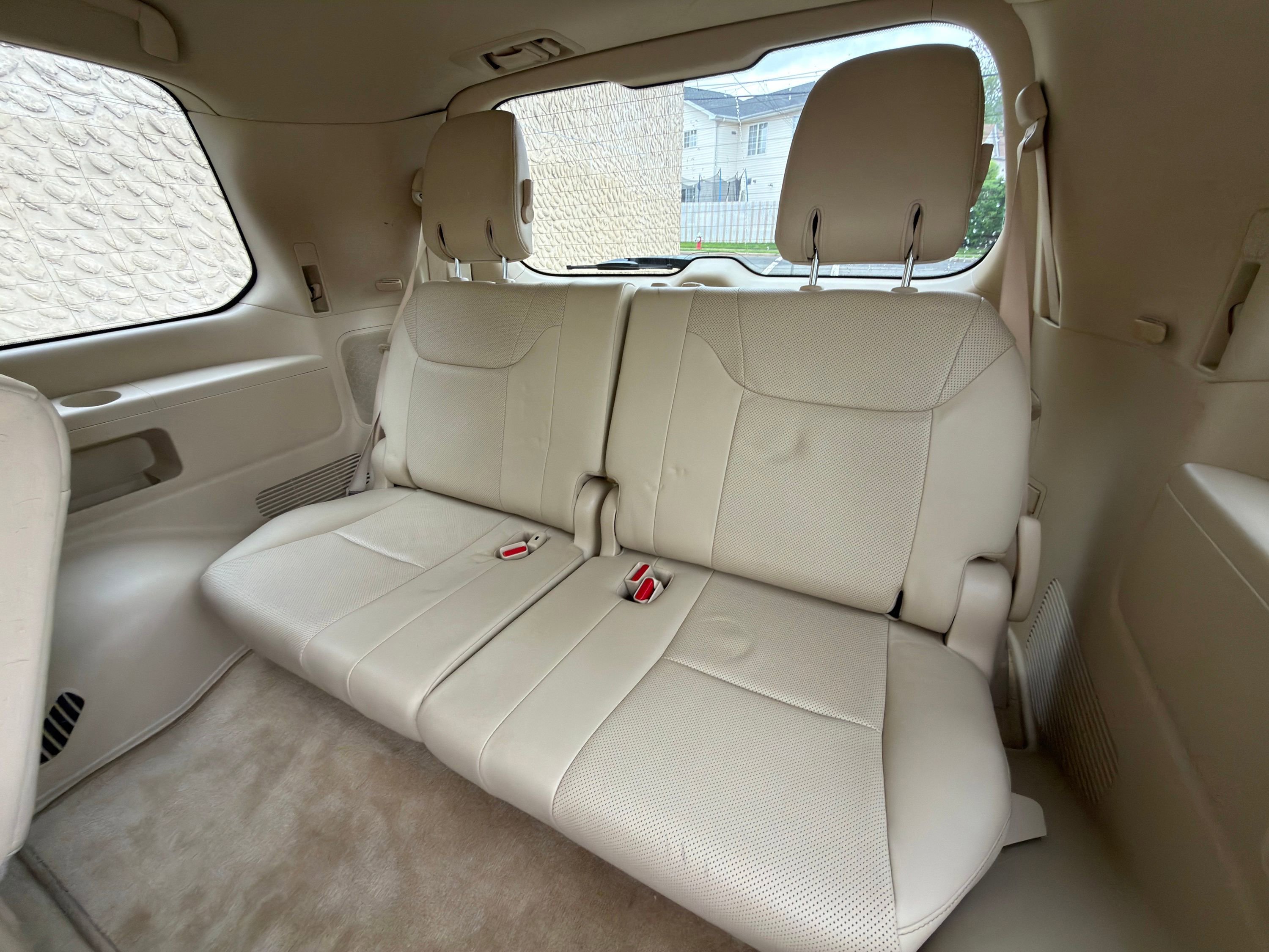 Used 2017 Lexus LX 570 4WD w/ Luxury Package image 26