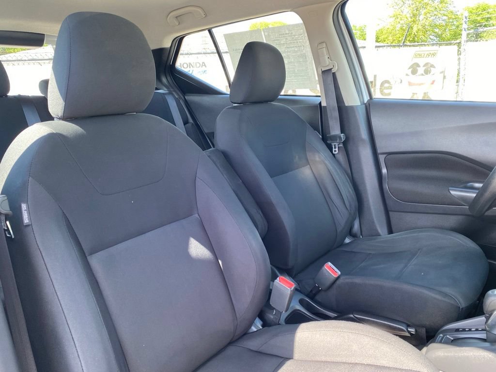 Used 2023 Nissan Kicks S FWD image 16