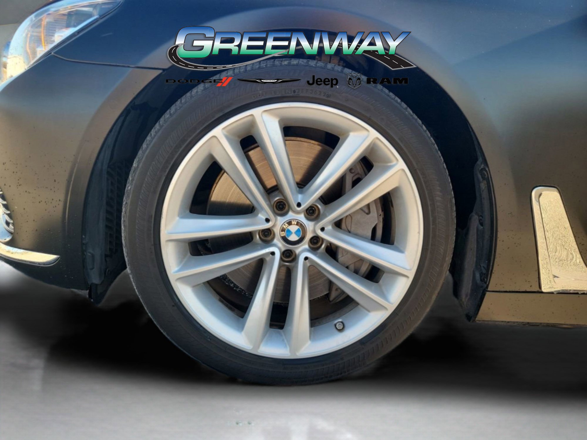 Used 2018 BMW 750i image 30