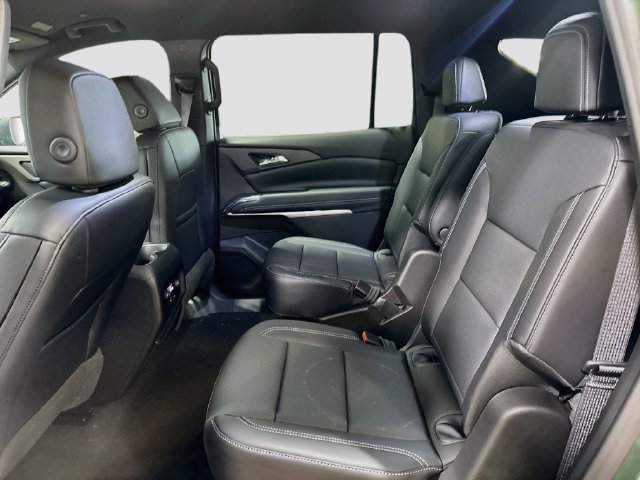 New 2027 Chevrolet Traverse LT w/ LPO, Floor Liner Package FWD image 21