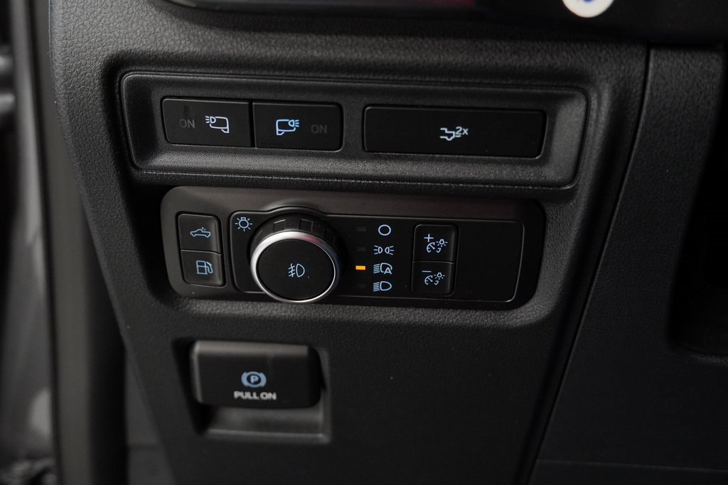 Used 2022 Ford F150 XLT w/ Equipment Group 302A High image 40