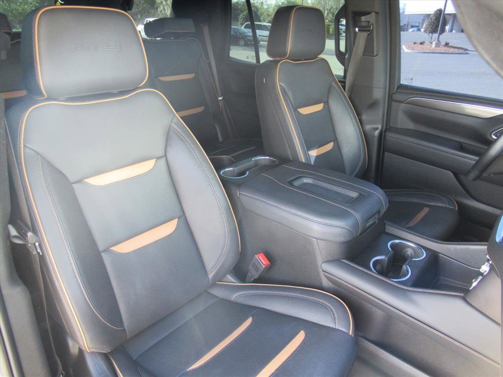 Used 2023 GMC Yukon AT4 image 9