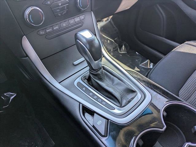 Used 2018 Ford Edge SEL image 13