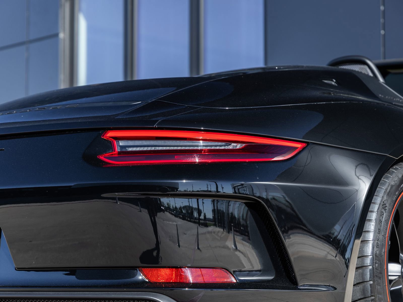 Used 2019 Porsche 911 Speedster image 19