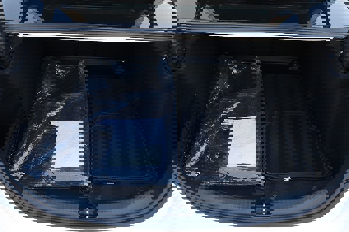 Used 2025 Mercedes-Benz C 300 Sedan image 51