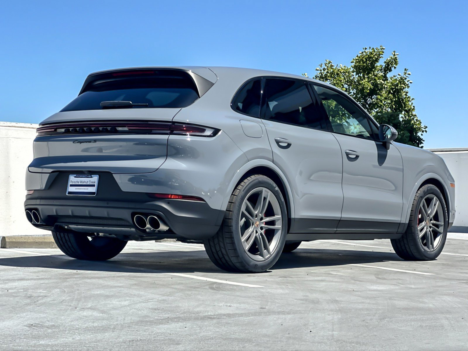 New 2026 Porsche Cayenne S AWD/4WD image 8