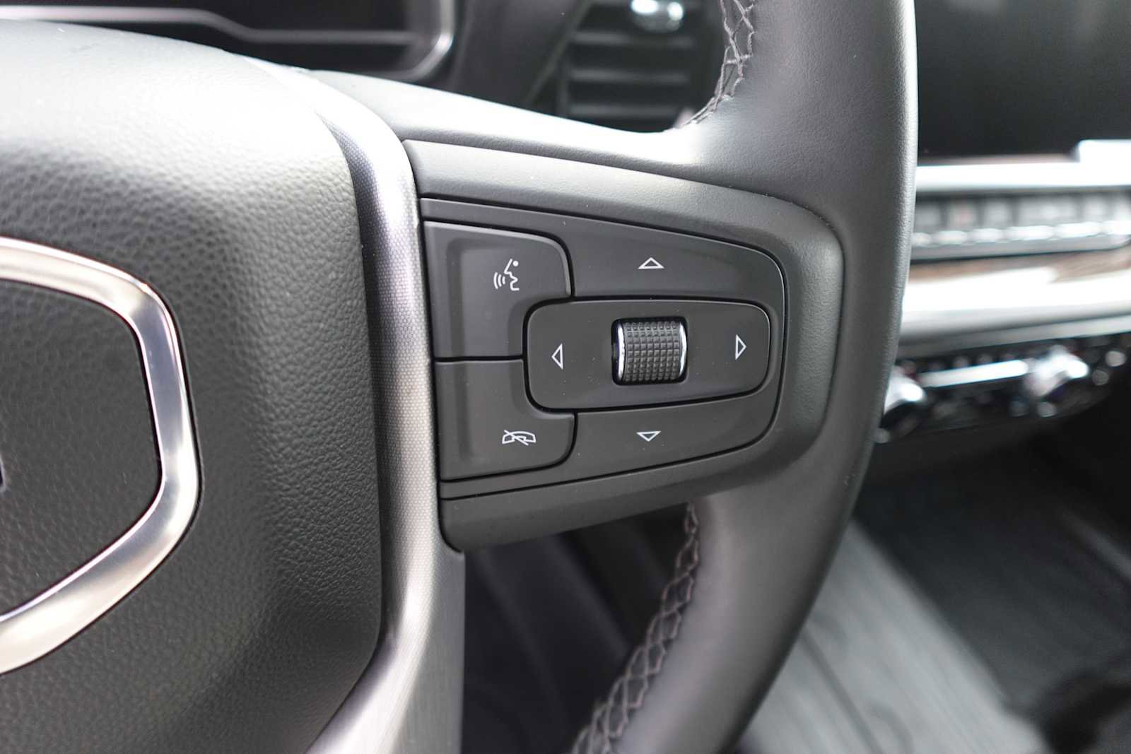 Used 2023 GMC Sierra 1500 Elevation image 17