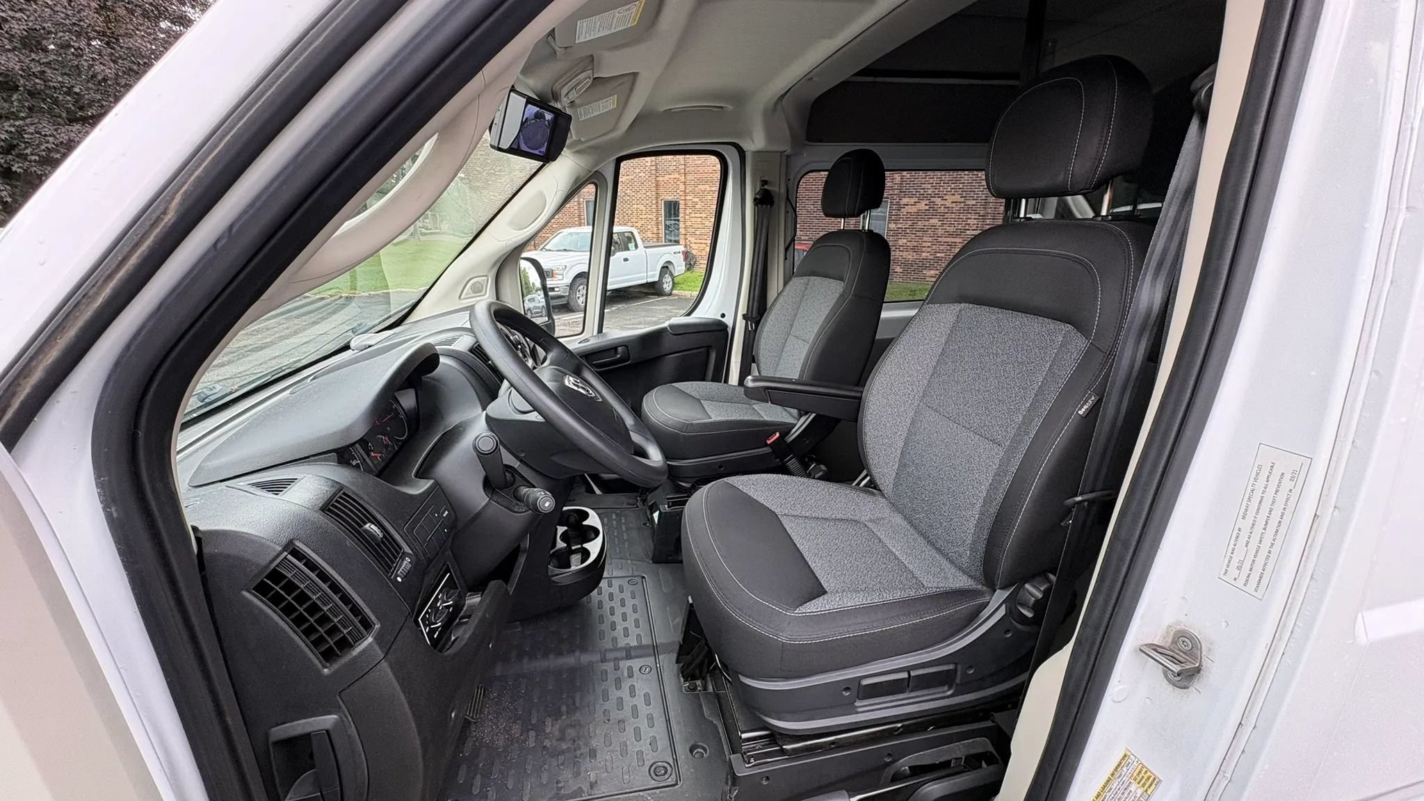 Used 2021 RAM ProMaster 1500 FWD image 2