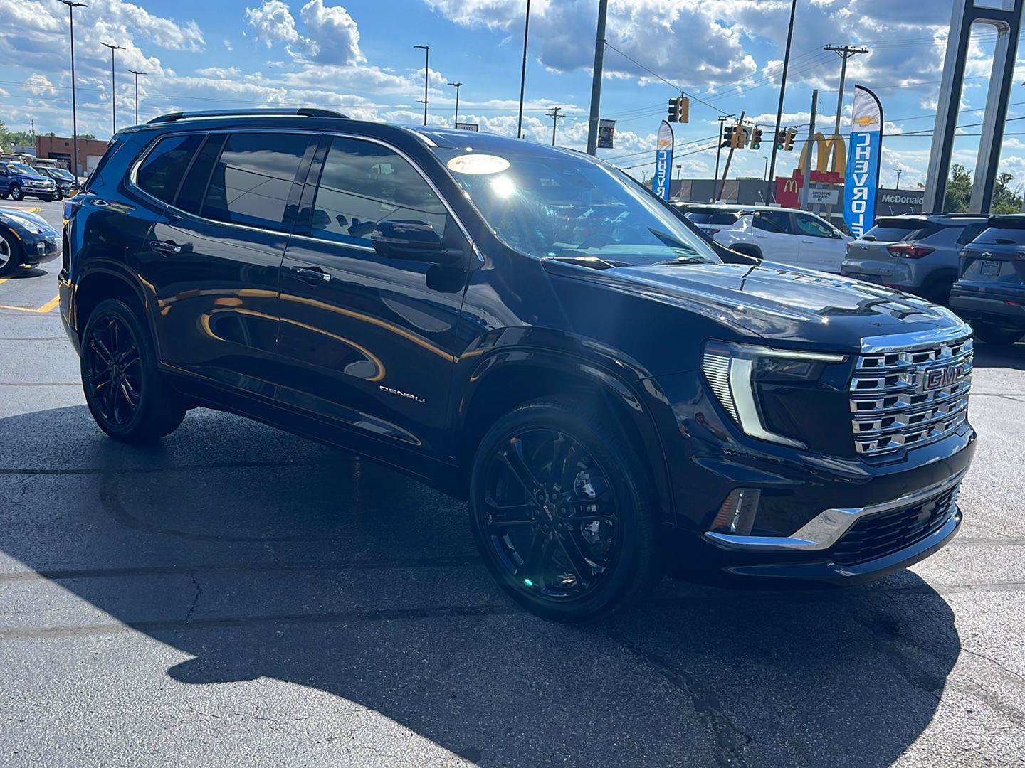 Used 2026 GMC Acadia Denali w/ Super Cruise Package AWD/4WD image 8
