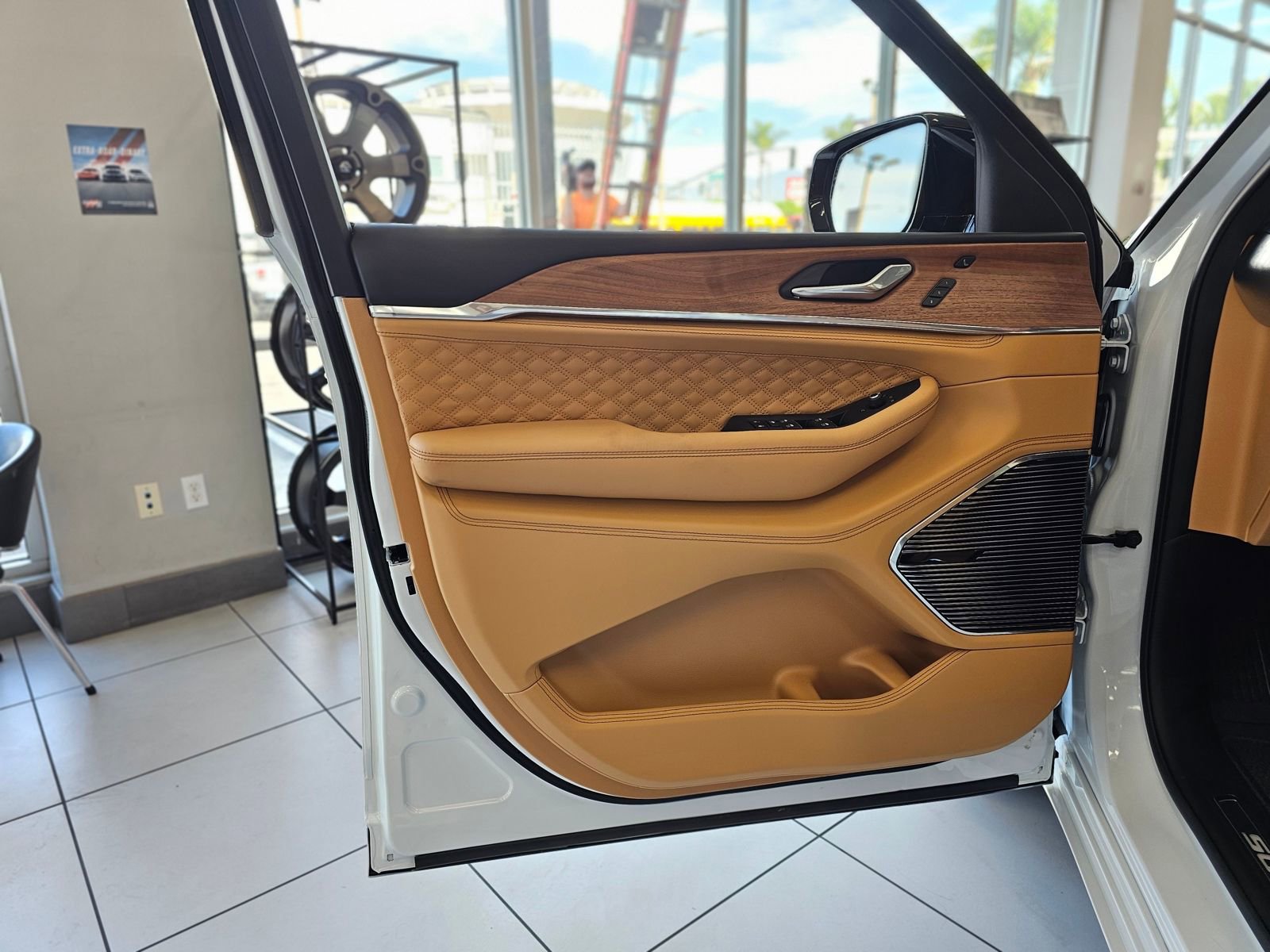 New 2026 Jeep Grand Cherokee Summit image 19