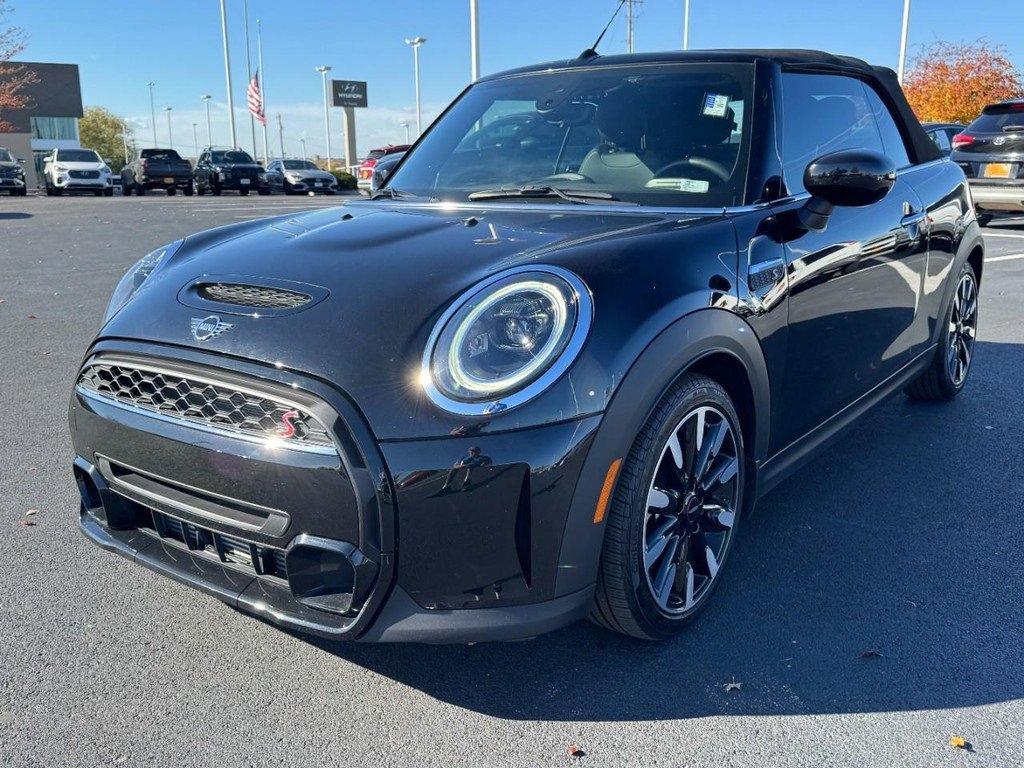 Used 2022 MINI Cooper S image 8