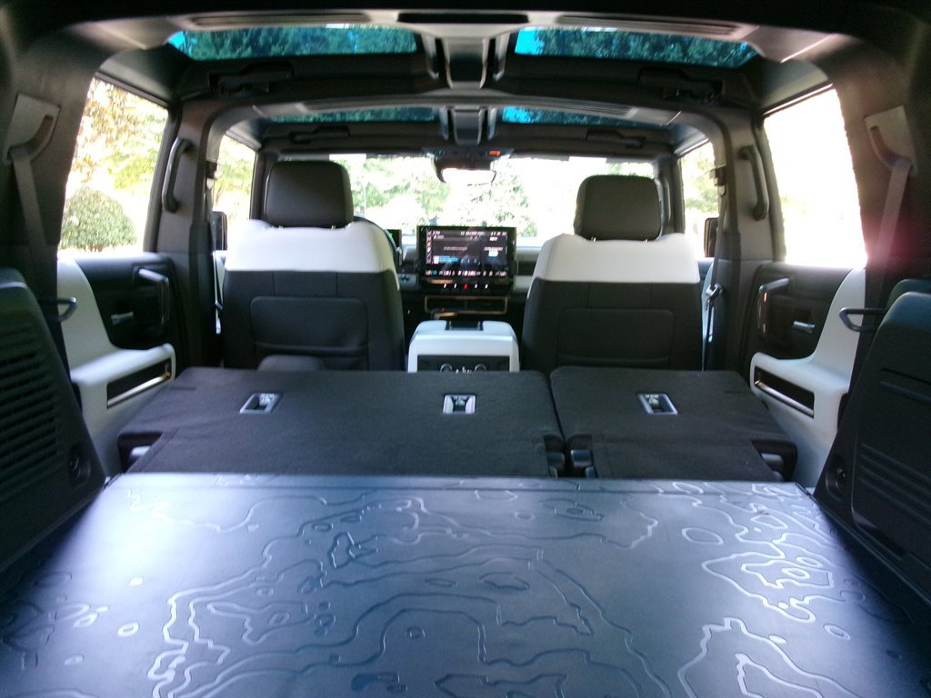 Used 2024 GMC Hummer EV 2X AWD/4WD image 32