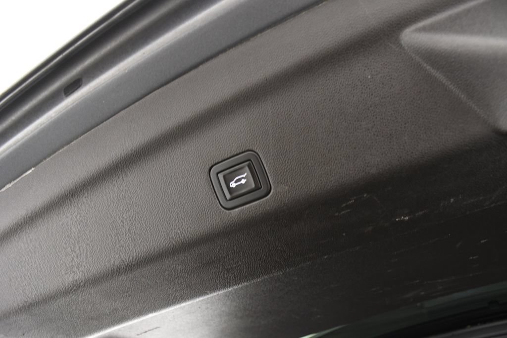 Used 2021 Cadillac Escalade Sport w/ Driver Assist Tech Package AWD/4WD image 25