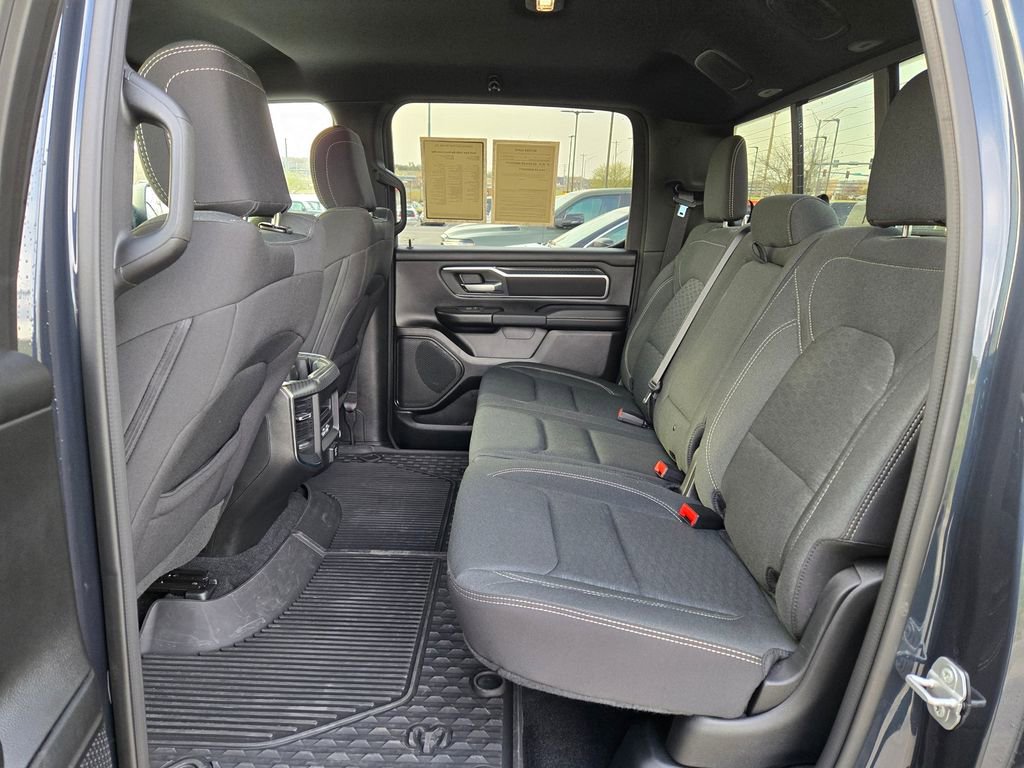 Used 2025 RAM 1500 Big Horn AWD/4WD image 30