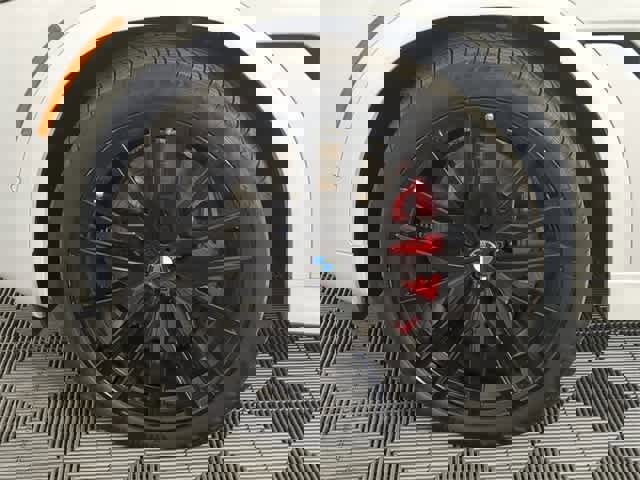 Used 2023 BMW X6 M50i w/ Executive Package image 29