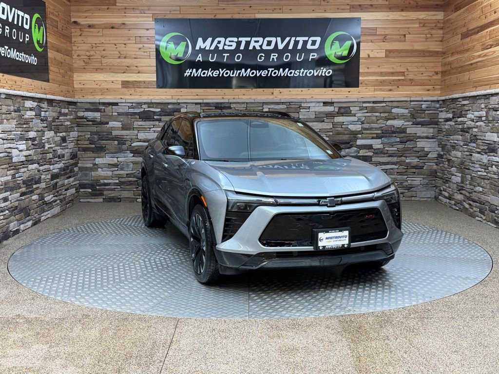 New 2025 Chevrolet Blazer EV RS RWD image 2