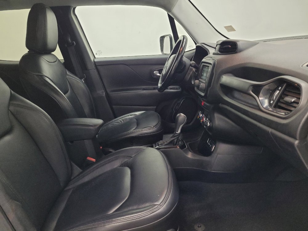 Used 2017 Jeep Renegade Altitude image 21