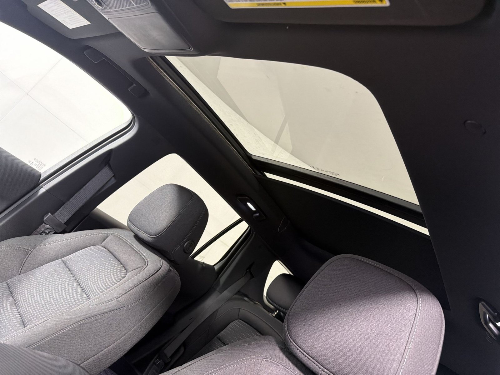 New 2027 Chevrolet Equinox LT w/ Safety and Technology Package AWD/4WD image 24