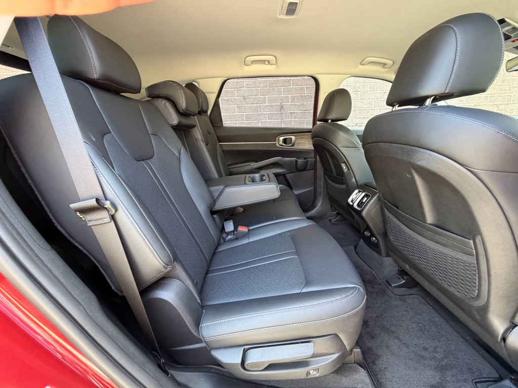 Used 2022 Kia Sorento S AWD/4WD image 23